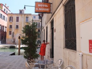 we leave our digs in Venice 